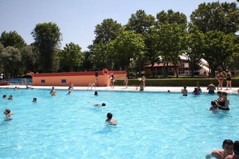 Las piscinas municipales de Madrid abrirán este fin de semana para dar inicio a la temporada de verano