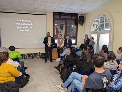 Jornada de empleabilidad para mujeres en el distrito Centro