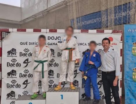 Más de 200 jóvenes judocas brillan en la competición interclubes de Valdemorillo