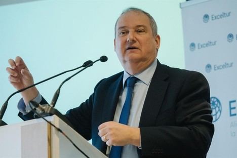 Gobierno destina 1.400 millones para modernizar destinos turísticos de sol y playa