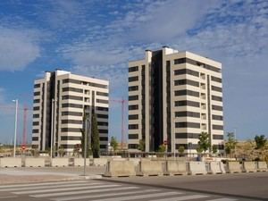 Más de 1.000 viviendas en alquiler asequible con opción a compra: Madrid licitará diez parcelas en Vicálvaro